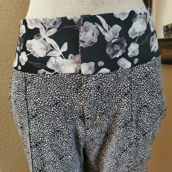 Lululemon Departure Floral Print Pants - Picture 4 of 14